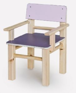 כיסא עץ עם ידיות סגול ורוד