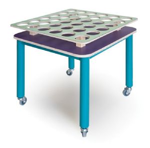 עגלת בקבוקים צבע סגול