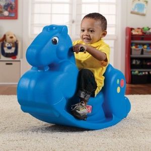 סוס נדנדה כחול